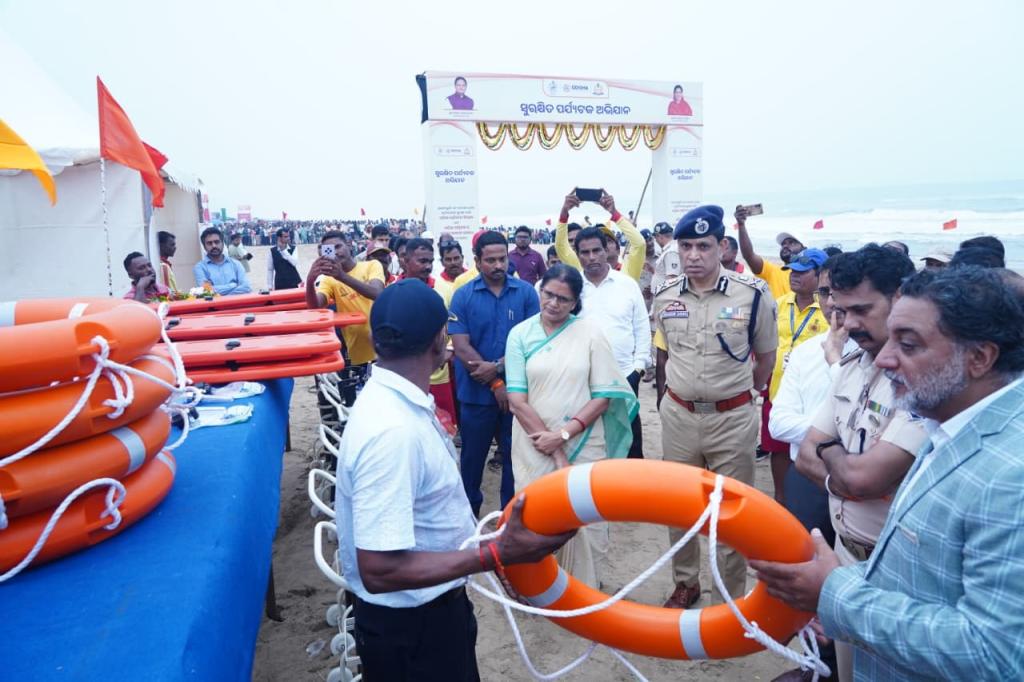 Surakshit Paryatak Abhiyan Launched to Strengthen Beach and Waterfront Tourism Safety