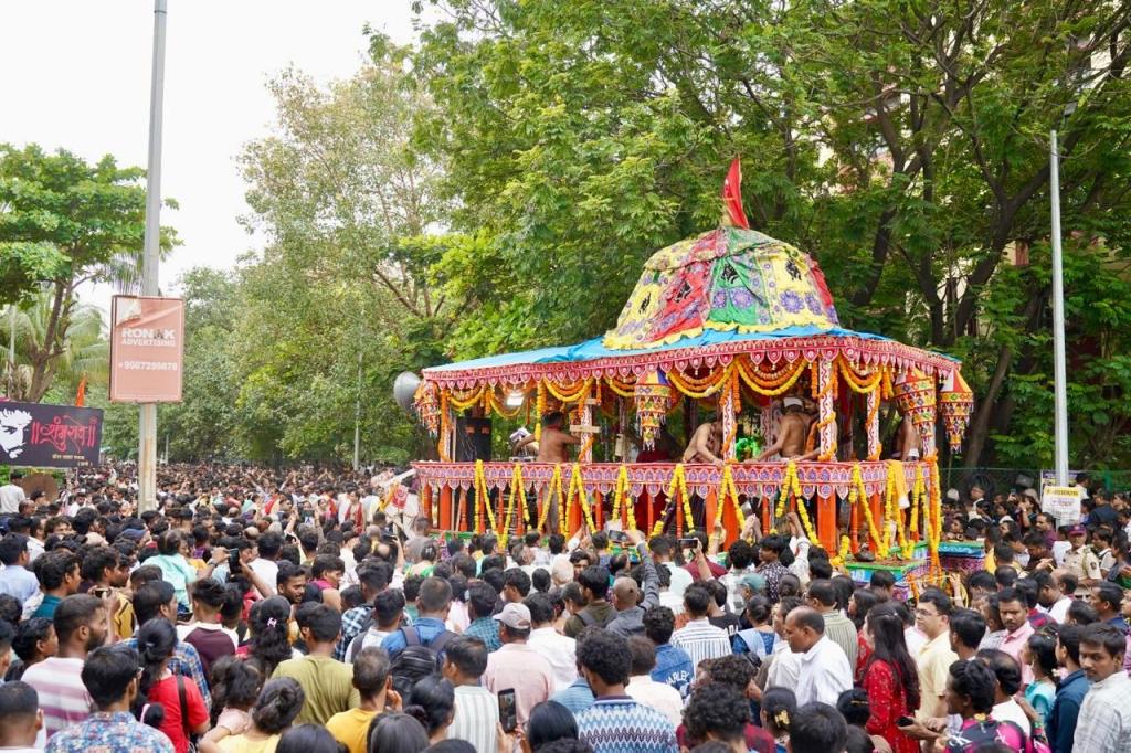 Mumbai’s Kharghar Jagannath Temple Hosts Rath Yatra