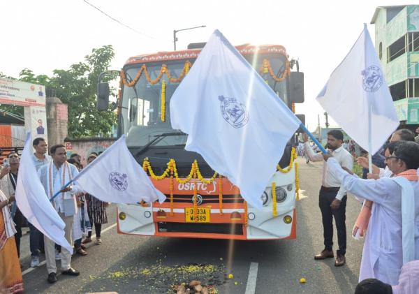 Deputy Chief Minister Smt. Pravati Parida Virtually Flags Off First Pilgrimage under ‘Shree Jagannath Darshan Yojana’