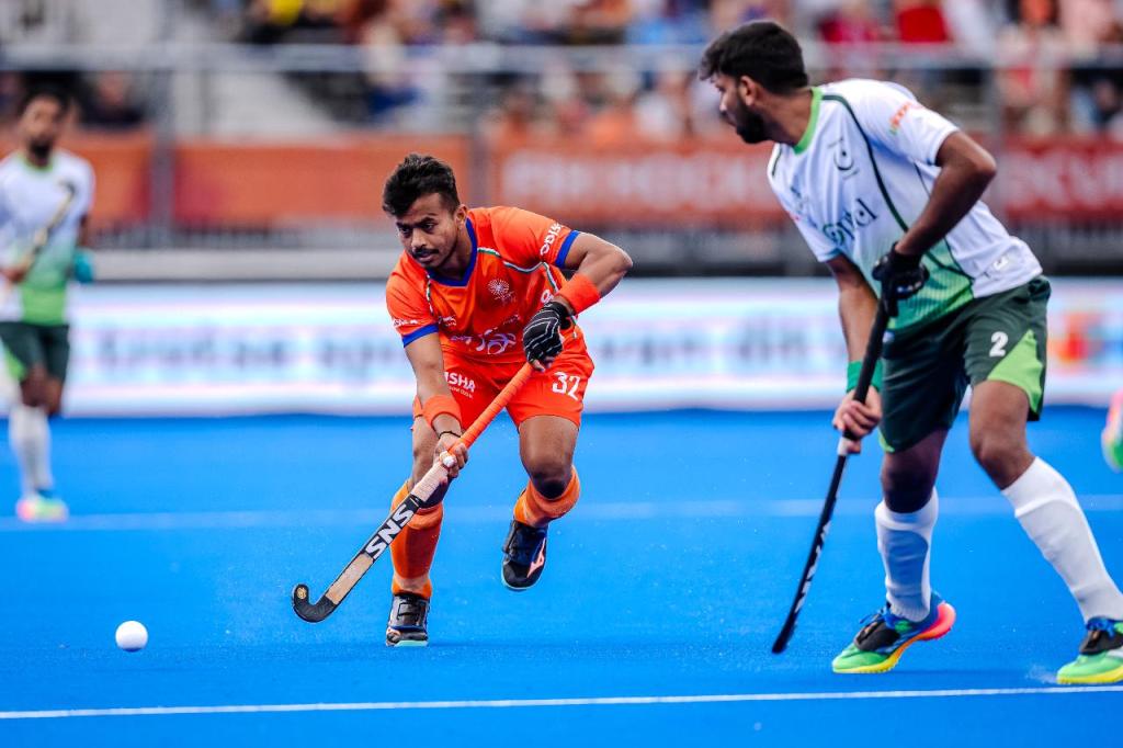 India Beat Pakistan 5-3, Stay in Semi-Final Race