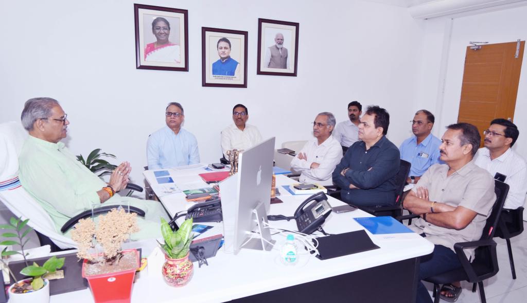 Dy CM K V Singdeo Reviews Energy Department Preparedness for Summer & Kalbaisakhi, Stresses Consumer Service and Safety