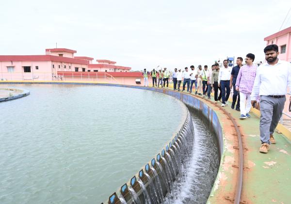 Minister H&UD Dr. Krushna Chandra Mahapatra Conducts Field Inspection, Reviews Progress of 42 MLD Water Treatment Plant