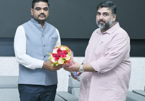 ITIs and Polytechnics to Play a Vital Role in Meeting the Skill Gap: Skill Development & Technical Education Minister Reviews Performance of Government ITIs and Polytechnics
