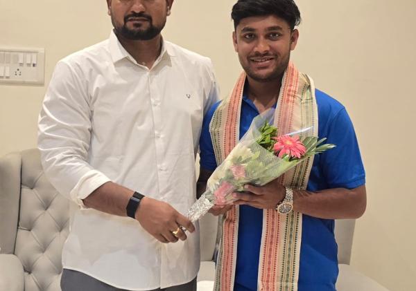 Odisha's Knee Striker Sachin Behera Creates History in Asia Book of Records, Felicitated by Sports Minister Shri Suryabanshi Suraj